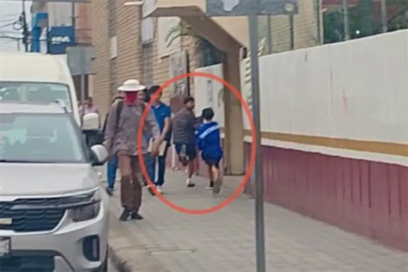 imagen recuadro Presuntos carteristas en el centro de Tampico. Foto: Axel Hassel