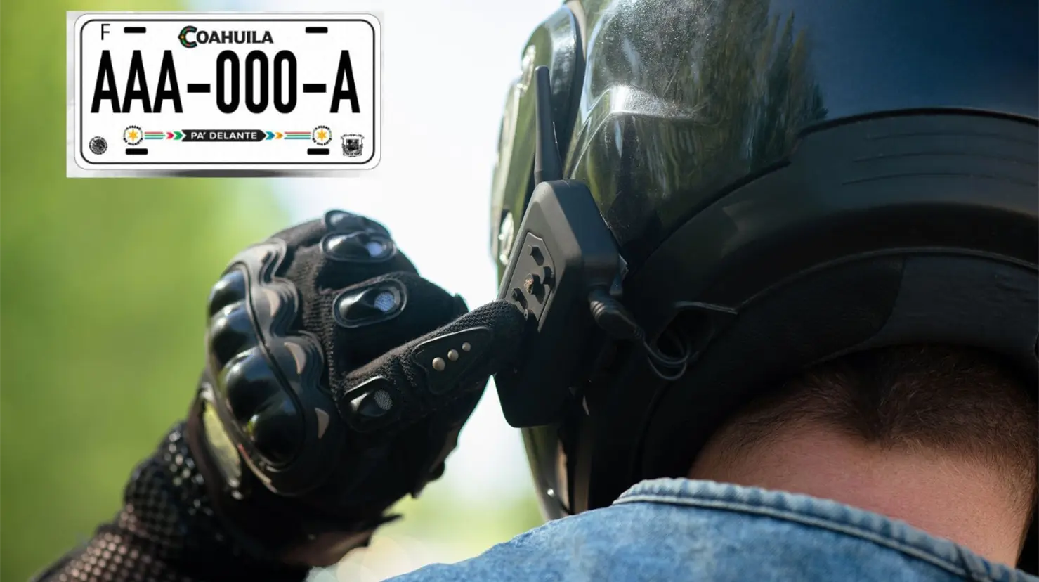 Se busca que las motos en Saltillo ya se entreguen con placas desde su compra. (Canva | Gobierno de Coahuila)