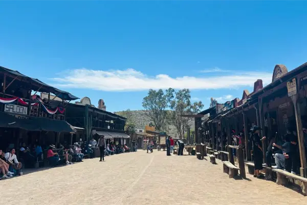 El Paseo del Viejo Oeste es gratis para los niños el 21 de diciembre haciendo esto El Paseo del Viejo Oeste es gratis para los niños el 21 de diciembre haciendo esto