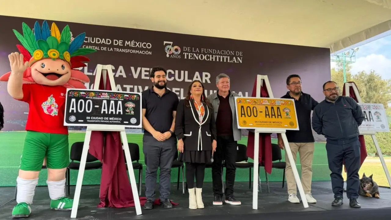 Presentación de las placas conmemorativas del Mundial 2026 Foto X (@HectorUlisesGN)