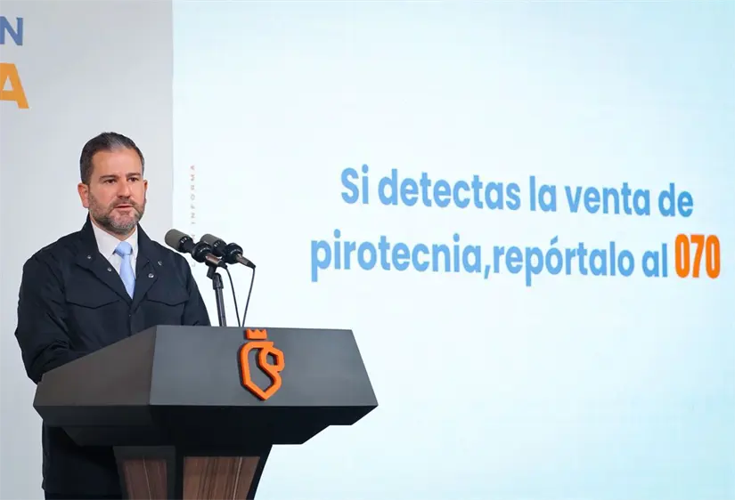 imagen recuadro Raúl Lozano explicando los efectos del frío en las mascotas. Foto: Yarince Torres Gutiérrez.