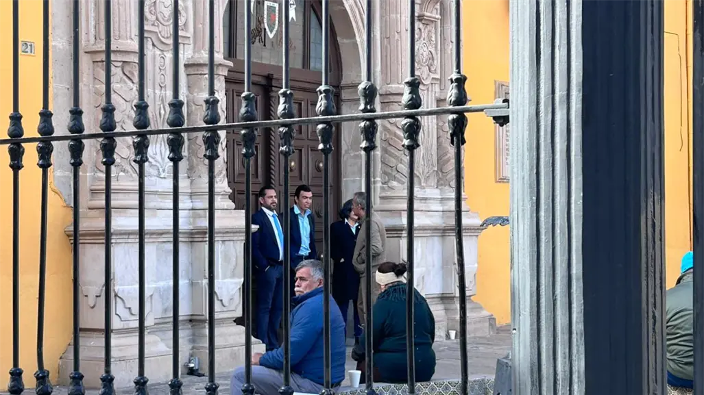 Tesorero de la UJED pone esta condici&oacute;n para pagar aguinaldos pendientes a trabajadores