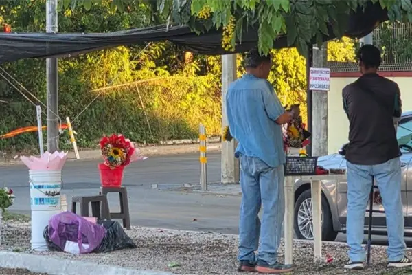 Empresarios piden piso parejo frente al comercio informal y agilizar permisos para atender el problema en Mérida Empresarios piden piso parejo frente al comercio informal y agilizar permisos para atender el problema en Mérida