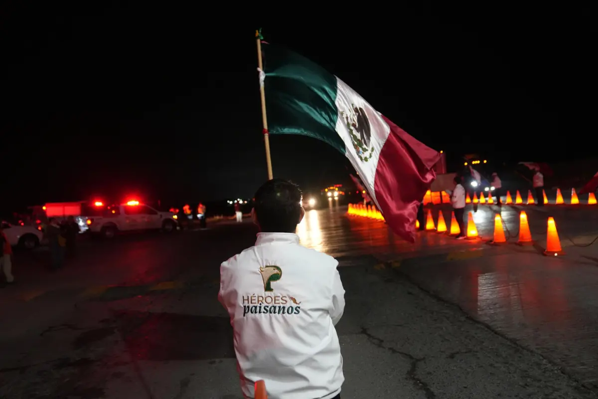 Miles de familias mexicanas que viven en Estados Unidos regresaron al país en una multitudinaria caravana para reencontrarse con los suyos en Navidad. Foto: Instituto Nacional de Migración