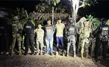 Detienen a 3 extorsionadores de limoneros en Apatzingán, Michoacán Detienen a 3 extorsionadores de limoneros en Apatzingán, Michoacán