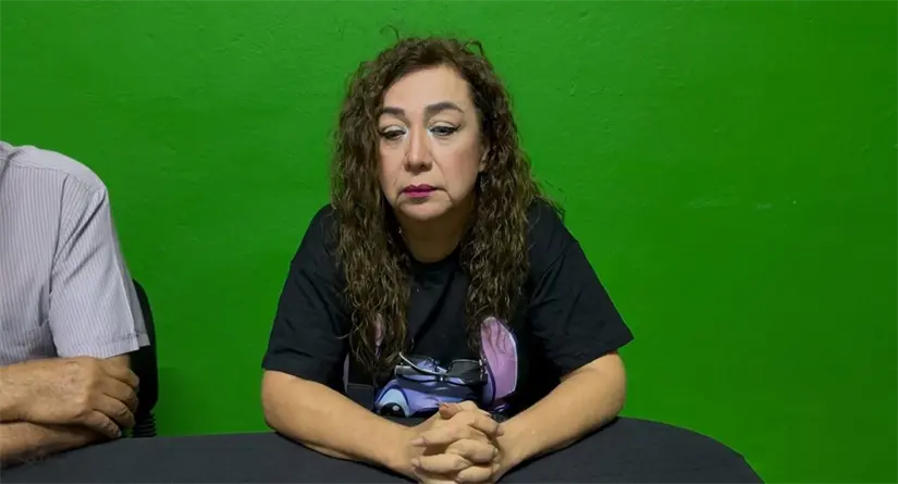 imagen recuadro Graciela Rangel, madre del paciente fallecido. Foto: Axel Hassel