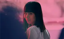 La chica nueva: Cada escuela oculta obscuros secretos que deben salir a la luz La chica nueva: Cada escuela oculta obscuros secretos que deben salir a la luz