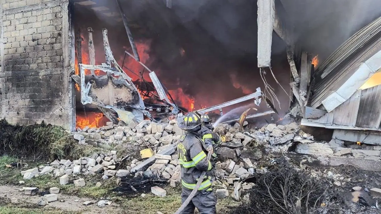 Tragedia aérea en Toluca cobra la vida de 10 personas. Foto: Especial