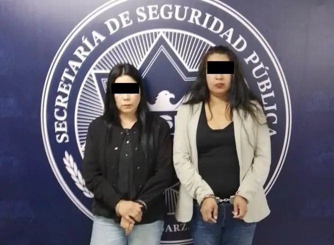 imagen recuadro Las mujeres, identificadas como Susana “N”, de 52 años, y Lourdes “N”, de 51 años, fueron detenidas en el sitio por su presunta participación en el robo a negocio. Foto: Secretaría de Seguridad de San Pedro Garza García.