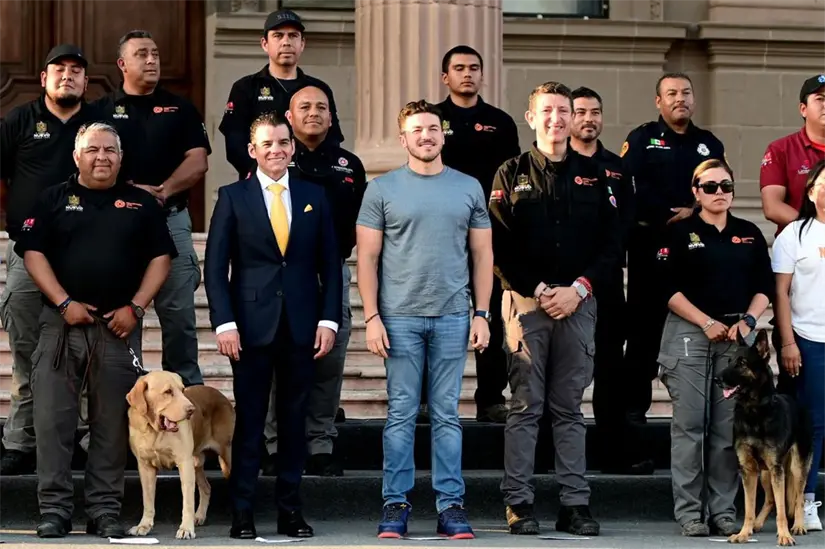 Elementos de rescate de Nuevo León. Foto: Cortesía.