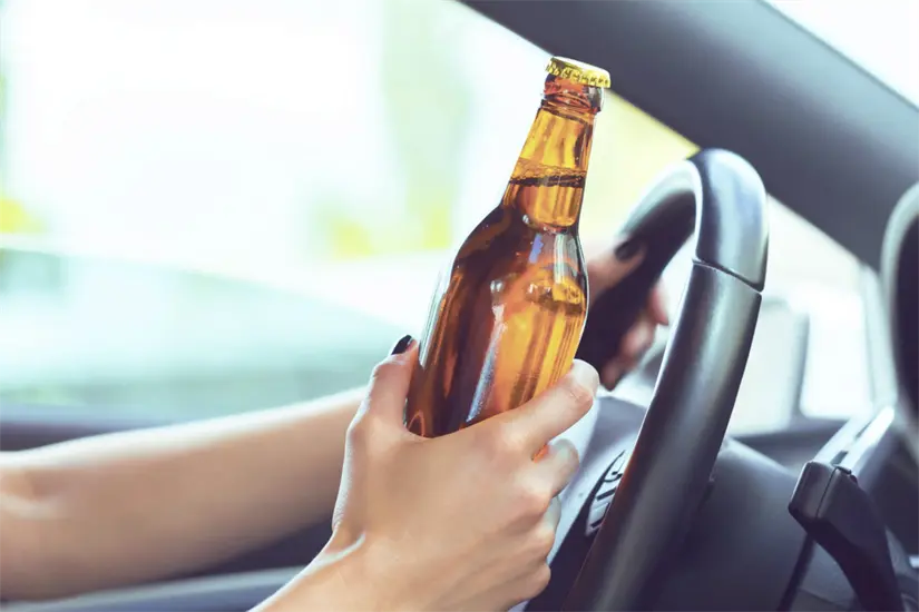 Las autoridades han fortalecido los operativos de alcoholimetría para reducir accidentes viales. Freepik