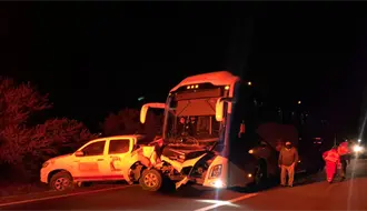 Choque de autobús Futura y pick-up deja un muerto en la autopista Durango - Gómez Palacio