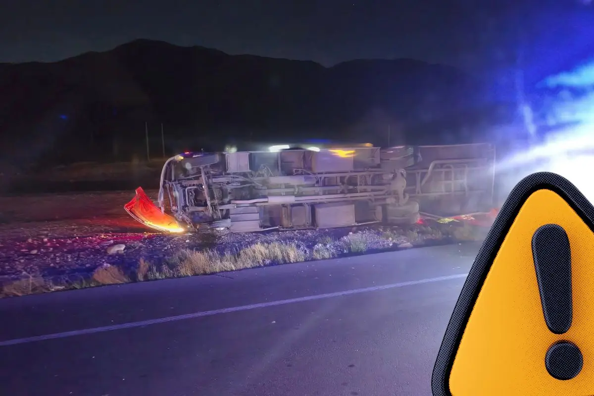 Accidente en la carretera Saltillo-Zacatecas / Foto: Francisco Donias FB | Canva