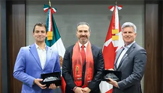 Adrián de la Garza y embajador de Canadá acuerdan coordinación para el Mundial 2026 en Nuevo León