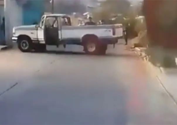 Talamontes se enfrentan a polic&iacute;as de Edomex y dejan varios heridos en Xalatlaco