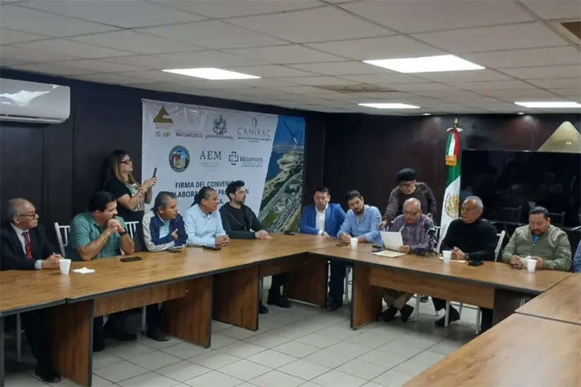 El Consejo Directivo de CANACO Matamoros convocó a rueda de prensa para relatar los hechos y dar a conocer la medida. Foto: Carlos García
