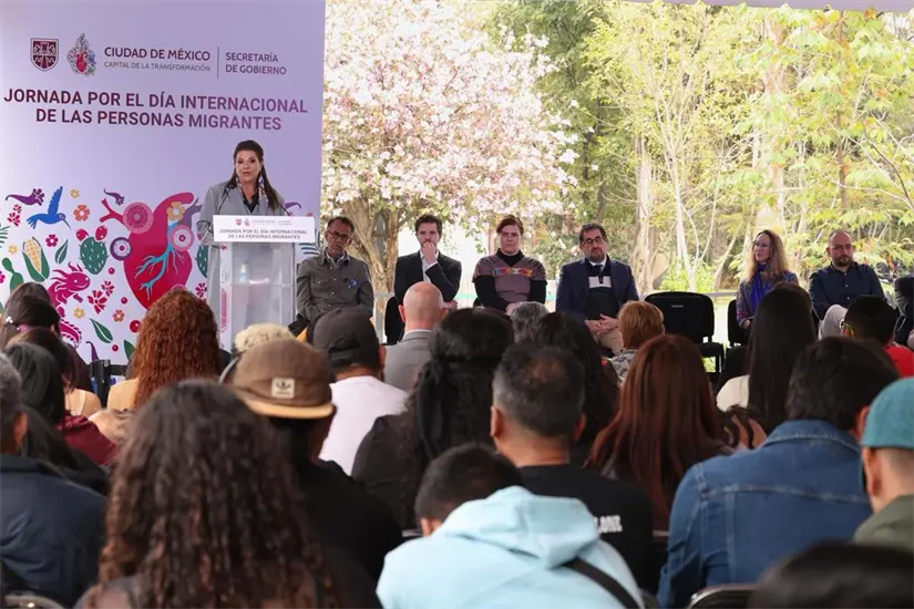 Personal de la Secretaría de Salud de la Ciudad de México realiza actividades didácticas y de concientización sobre salud mental. Foto: Gobierno CDMX