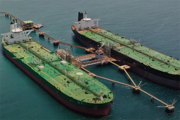 EE.UU. sanciona más de 25 buques por operar en la Flota en la Sombra del petróleo de Irán EE.UU. sanciona más de 25 buques por operar en la Flota en la Sombra del petróleo de Irán