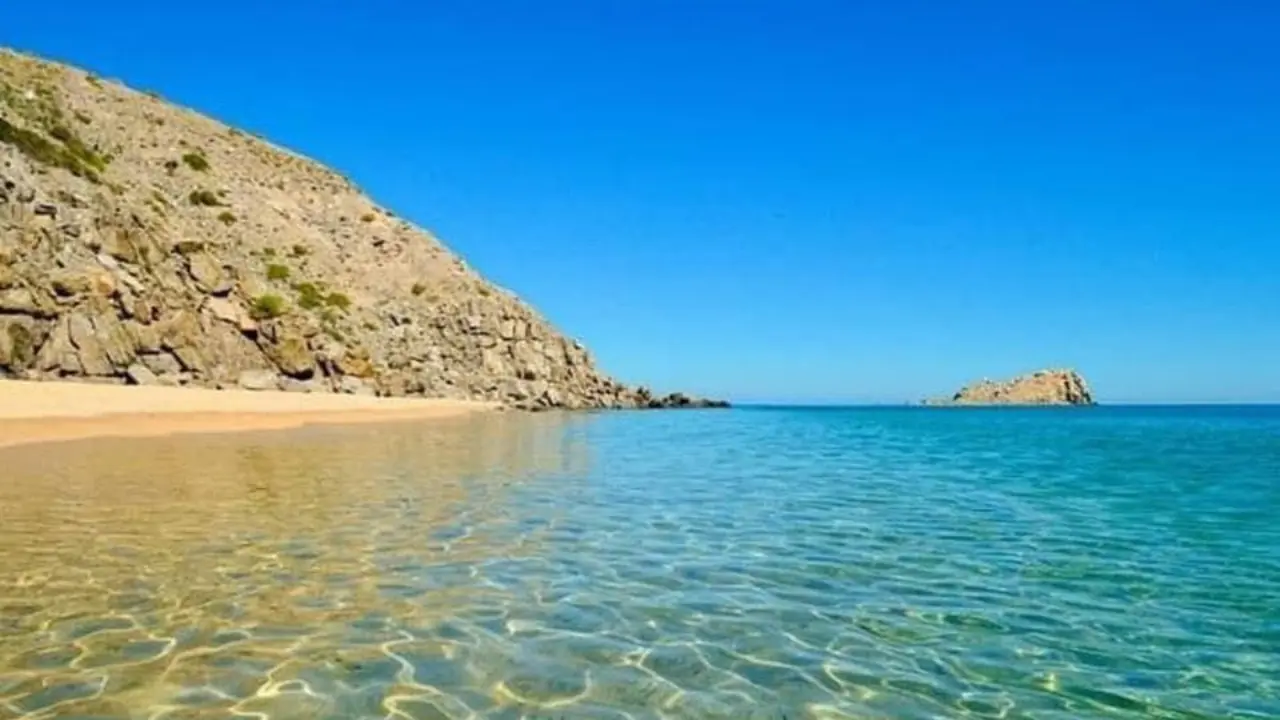 Playa El Saltito en La Paz. Foto: La Paz Baja California Sur / Facebook.