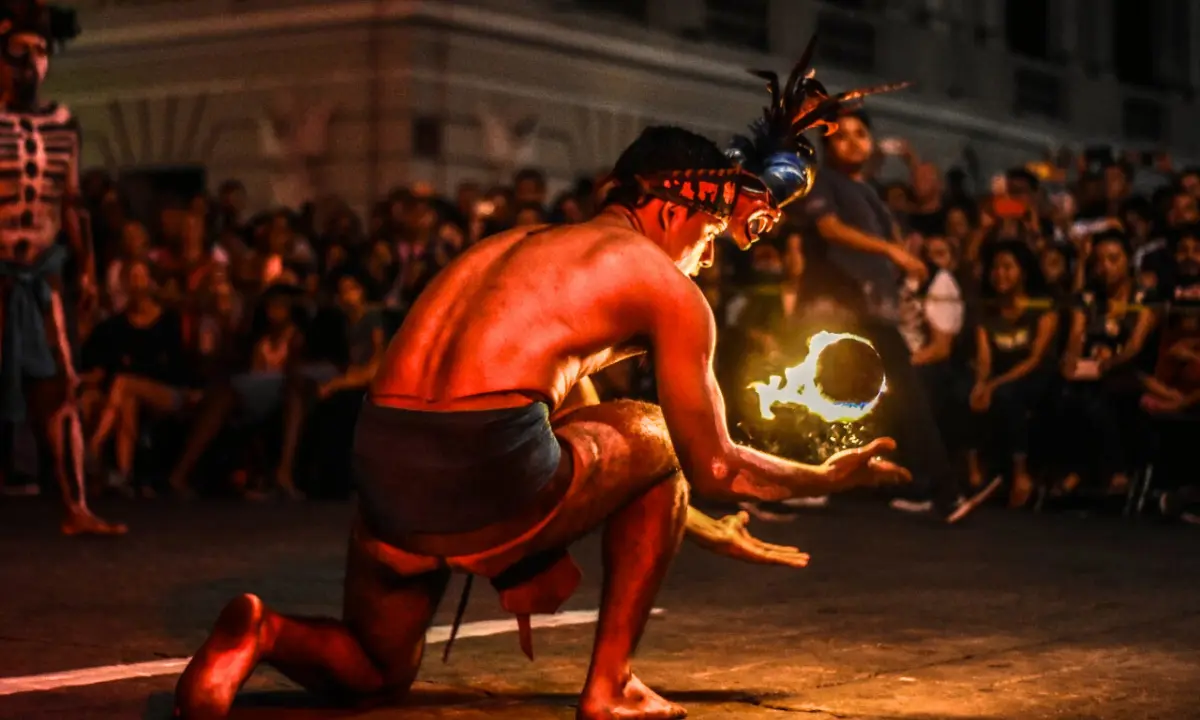 Presentación del Juego de Pelota Maya o Pok Ta Pok en la Plaza Grande de Mérida Foto: Mérida es Cultura.