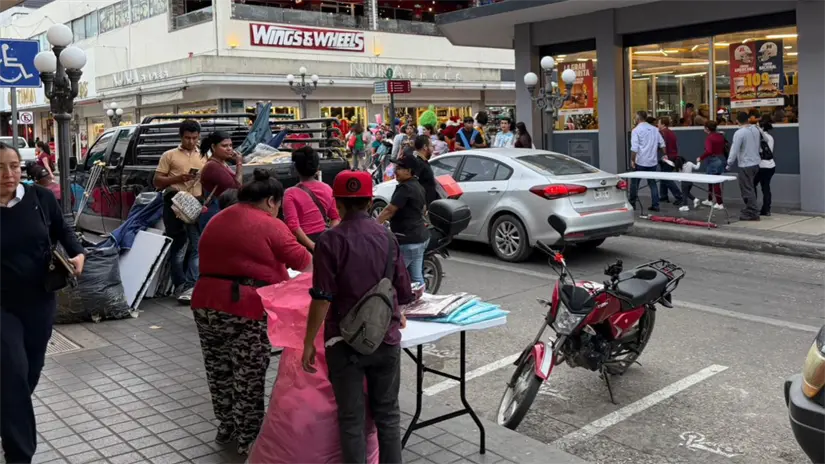imagen recuadro La venta de cohetes no esta permitida en el municipio de Tampico | Foto: Axel Hassel
