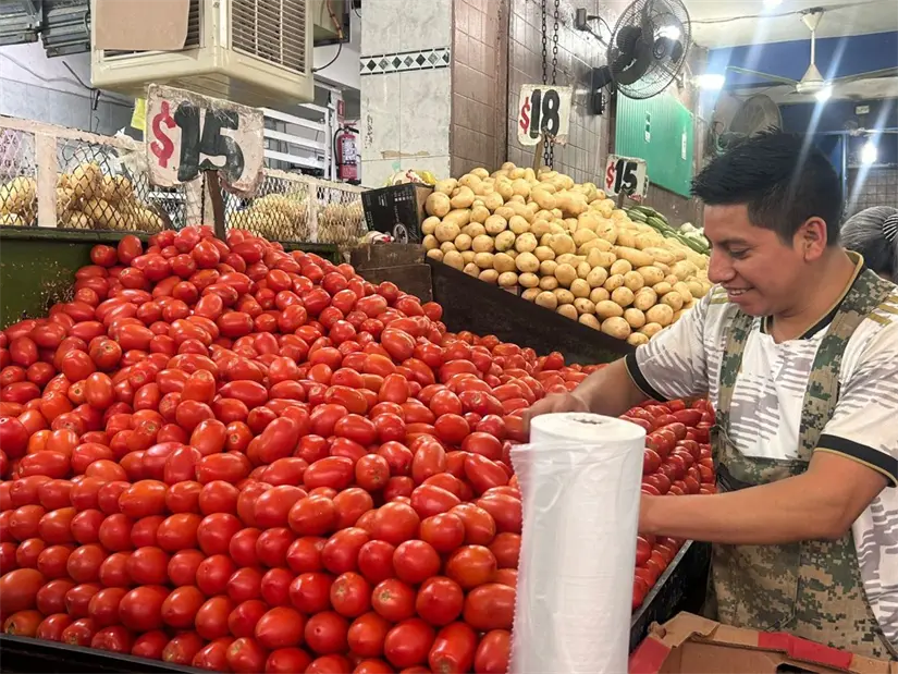 La llegada de la Navidad motiva a las familias en Monterrey a organizar la cena con platos típicos y momentos especiales. Foto: Rosy Sandoval