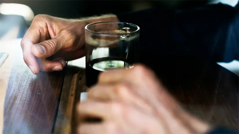 imagen recuadro El consumir alcohol pone en riesgo tu seguridad y la de terceros | Foto: Freepik