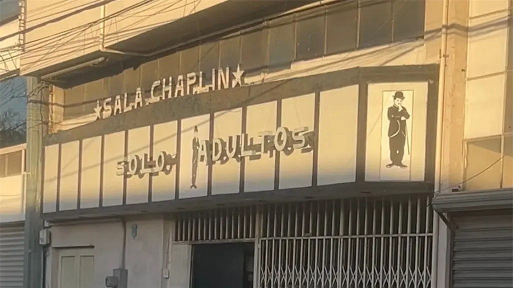 ¿Qué es la Sala Chaplin? Un ícono del cine adulto en Monterrey