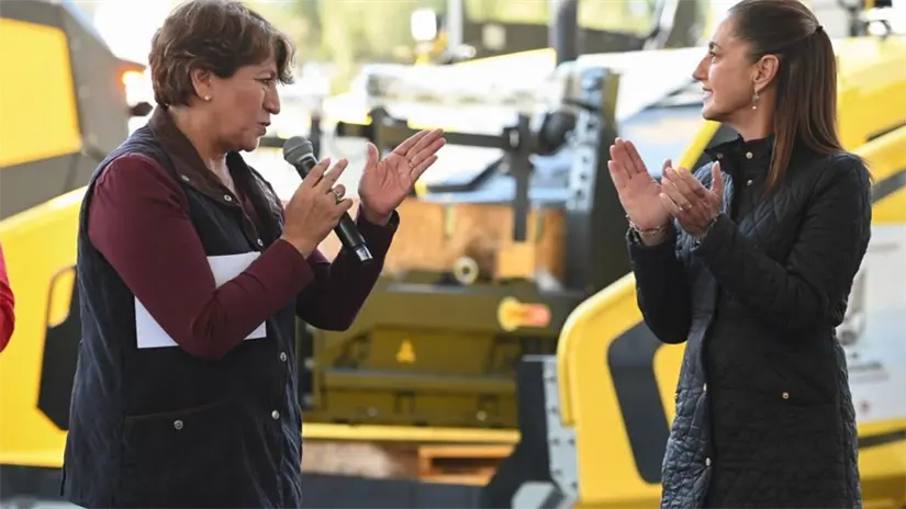 Entrega de tercera etapa de trenes de pavimentación en Edomex. Foto: Manuel López 