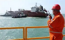 Armada de Venezuela custodia buques petroleros ante el acecho de los Estados Unidos