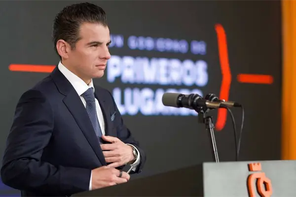 Miguel Flores destaca logros educativos de Nuevo Le&oacute;n en 2025