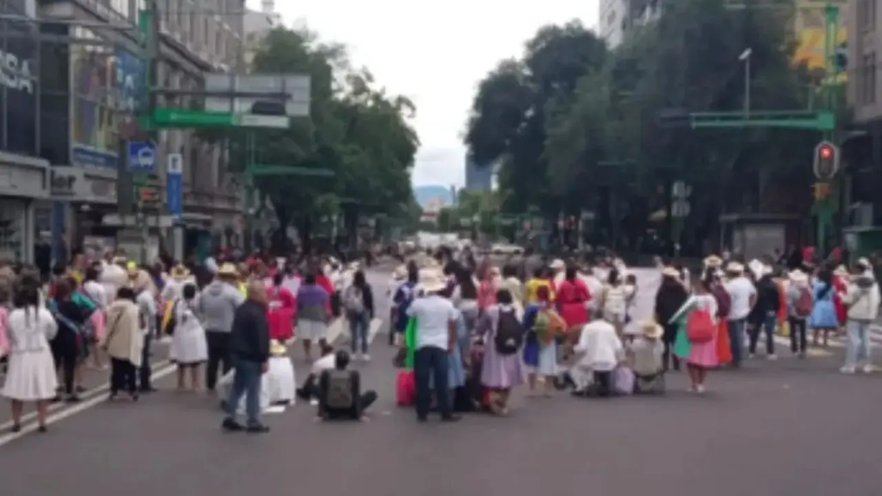 Marchas en calles de CDMX. Foto: X (@OVIALCDMX)