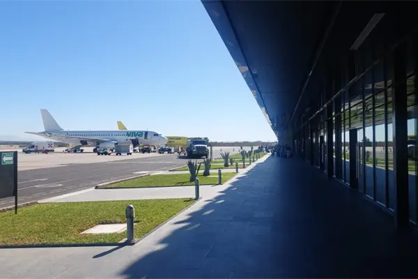 La Paz rompe r&eacute;cord en pasajeros v&iacute;a a&eacute;rea durante 2025