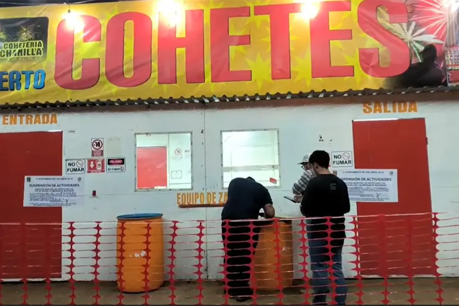 VIDEO | Suspenden venta de cohetes en Los Cabos tras operativo de Protecci&oacute;n Civil