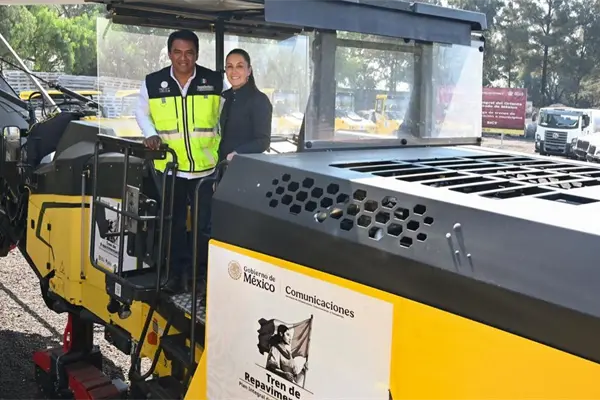 Trenes de pavimentaci&oacute;n transforman calles en el oriente del Edomex