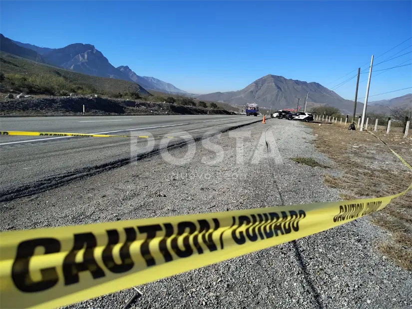 Elementos de seguridad acordonan el área mientras se realizan las investigaciones Foto: POSTA